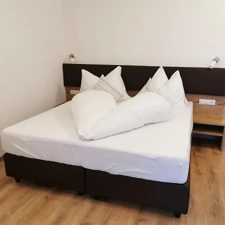Grafoner Apartment
