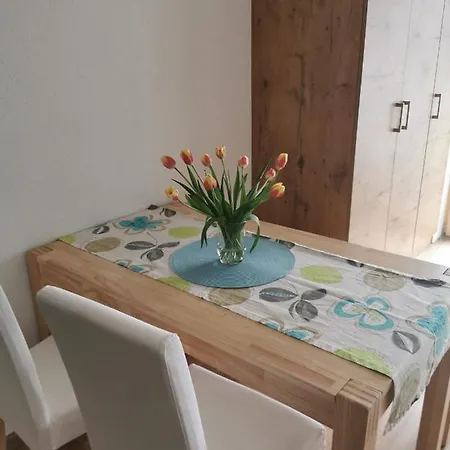 Grafoner Apartment *